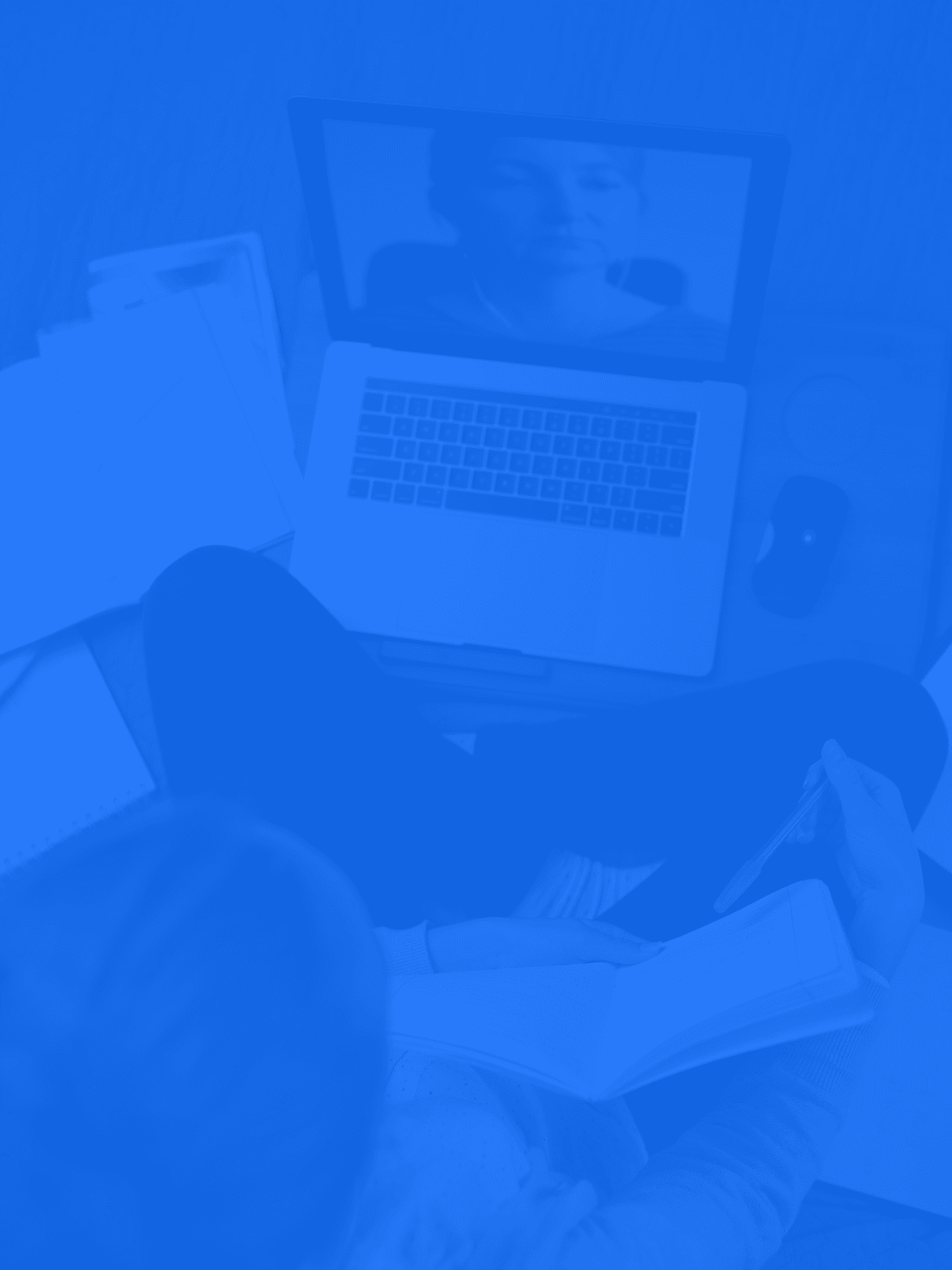 Éducation & Formations hover